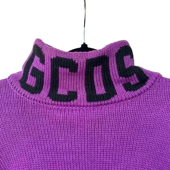 GCDS WEAR Cropped Purple Knit Turtleneck Logo Sweater  Made in Italy Size Small - Picture 3 of 9